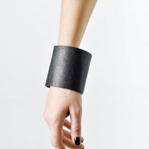 CLASSIC BRACELET CUFF Black Small