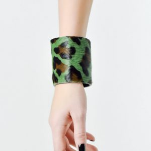 CLASSIC BRACELET CUFF Green Leo Pony Small